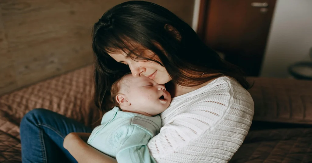 fpmomhacks parenting advice by famousparenting
